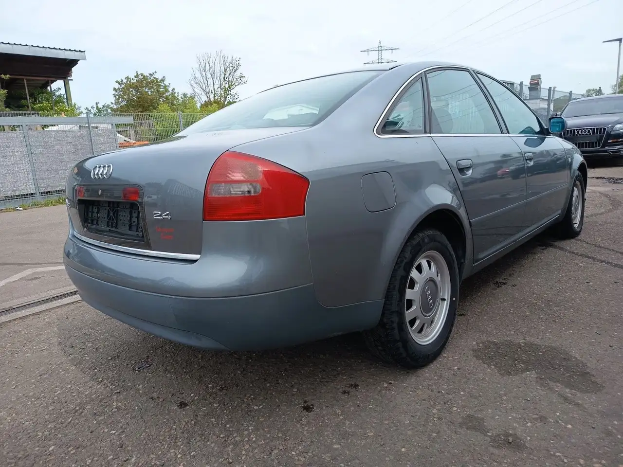 Audi A6 -2.4 Automatik nur 123.000 km, foto 5