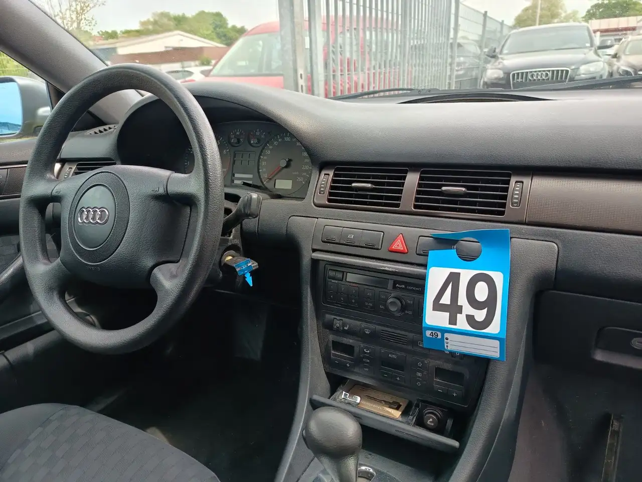 Audi A6 -2.4 Automatik nur 123.000 km, foto 9