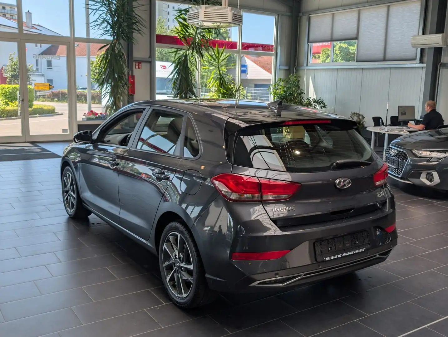 Hyundai i30 1.0 T-GDI Trend 1.Hand Kamera Lenkradhzg PDC Grigio - 2