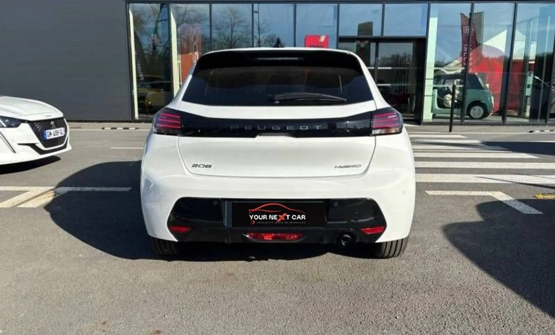 Peugeot 208 Hybrid 100 e-DCS6 Allure Wit - 2