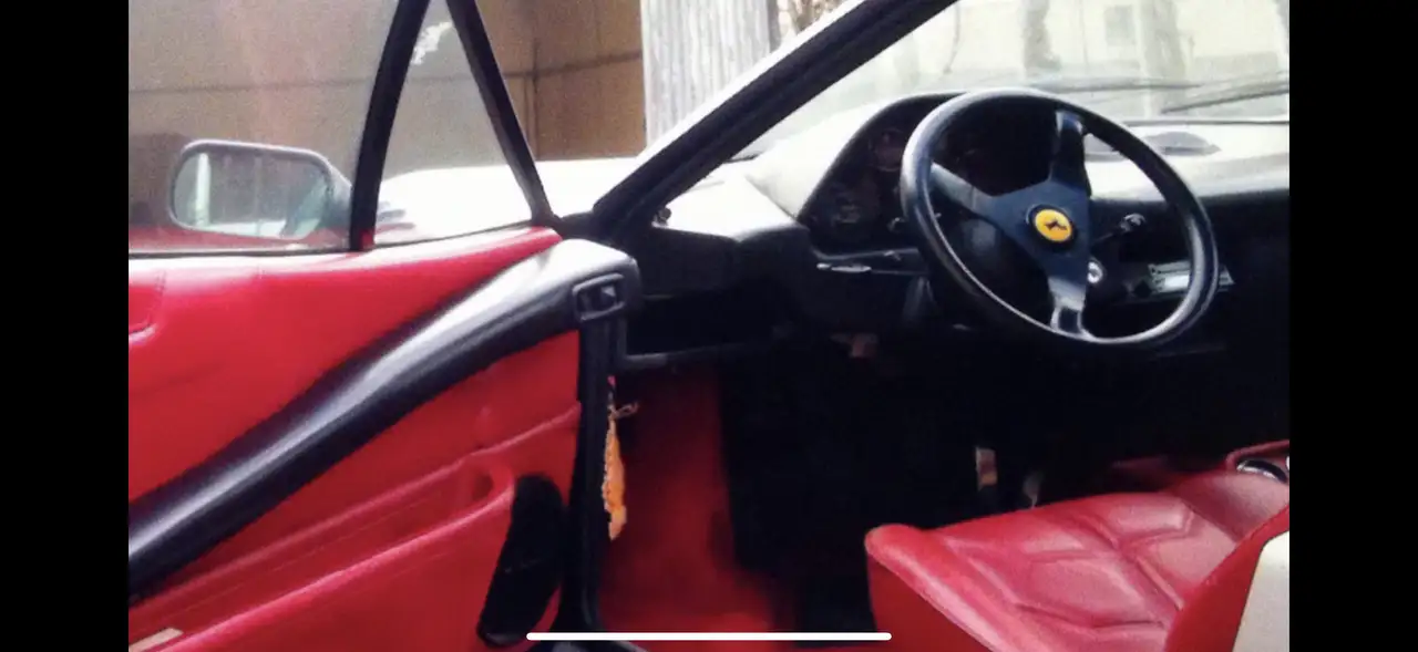 Ferrari 208 GTB TURBO, foto 6