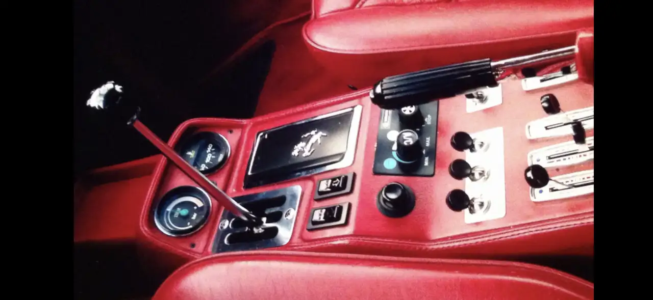 Ferrari 208 GTB TURBO, foto 5