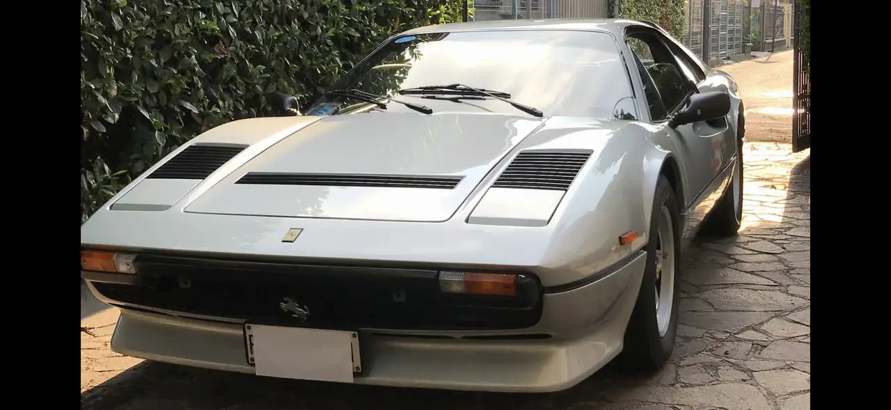 Ferrari 208 GTB TURBO, foto 12