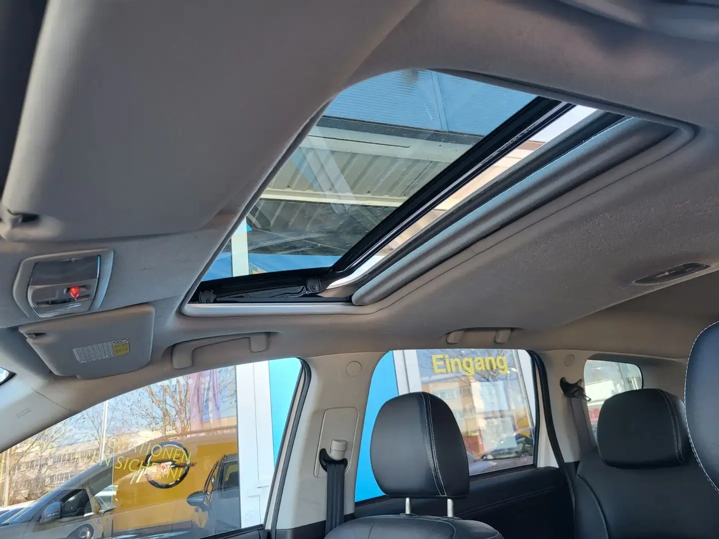 Mitsubishi Outlander Instyle 4WD **AU/HU bis 02/2026** Білий - 2