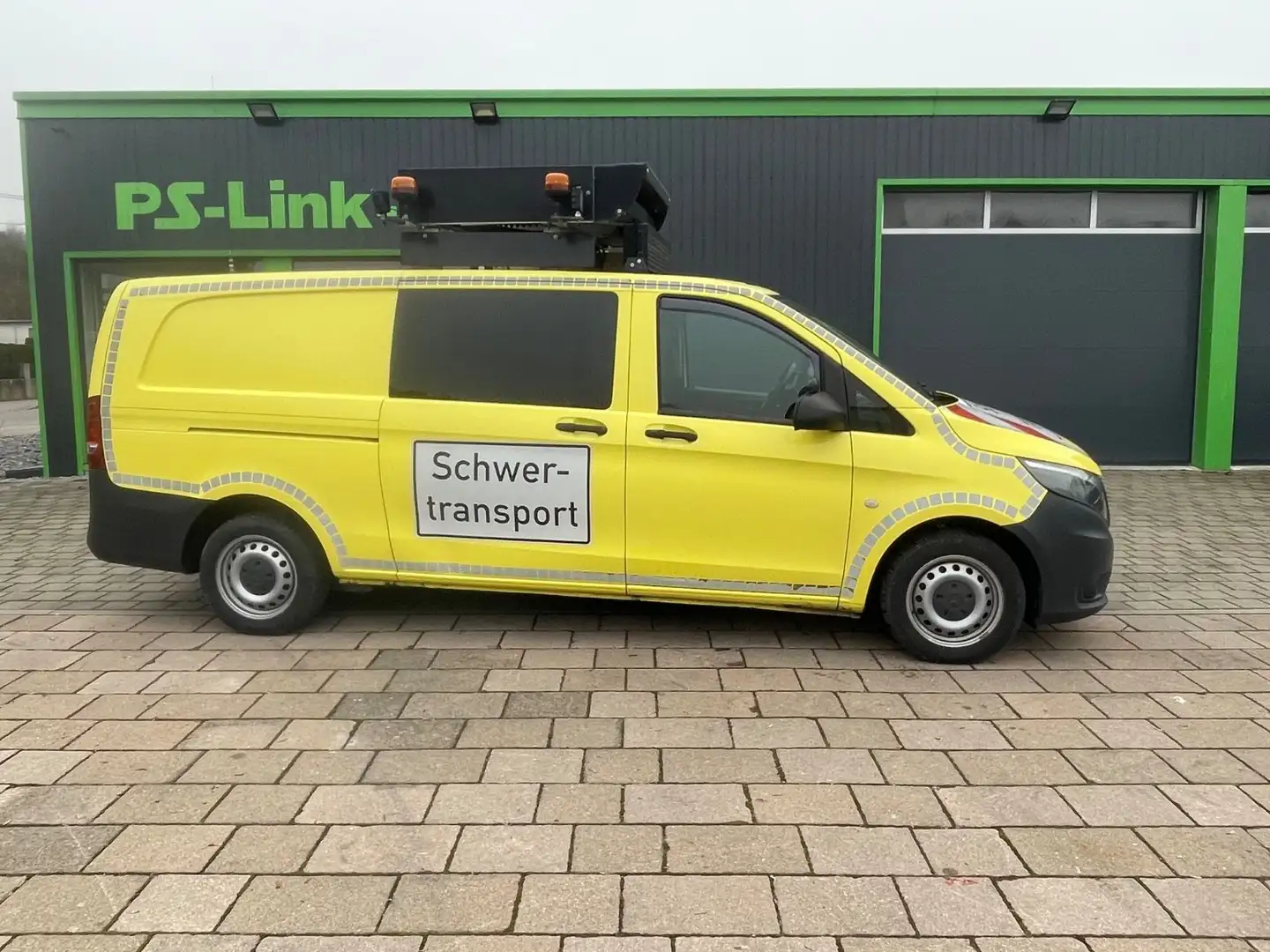 Mercedes-Benz Vito 114 CDI Schwertransportbegleitfahrzeug Jaune - 2