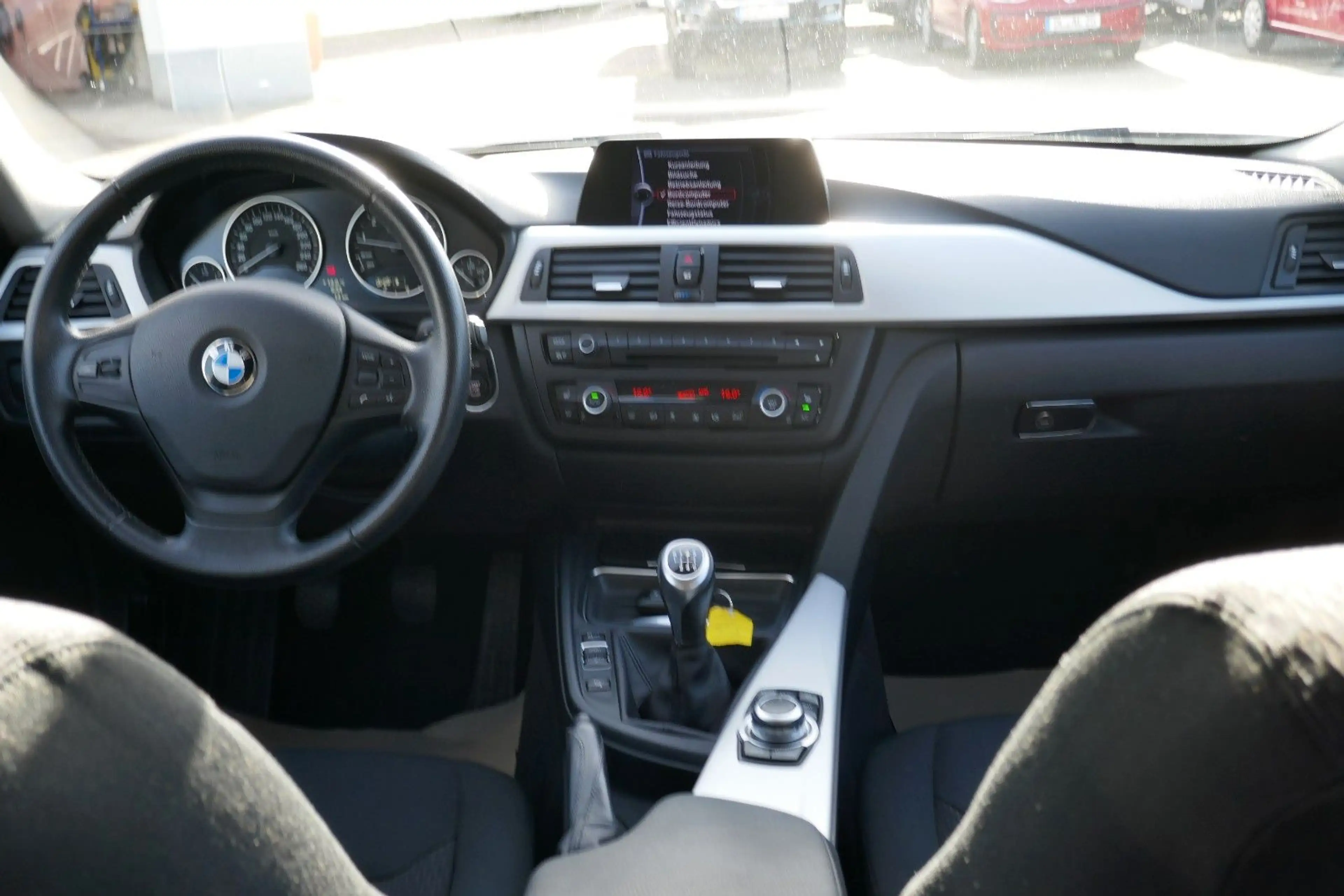 BMW 316 i Touring Xen/Nav/SHZ/PDC — photo 10