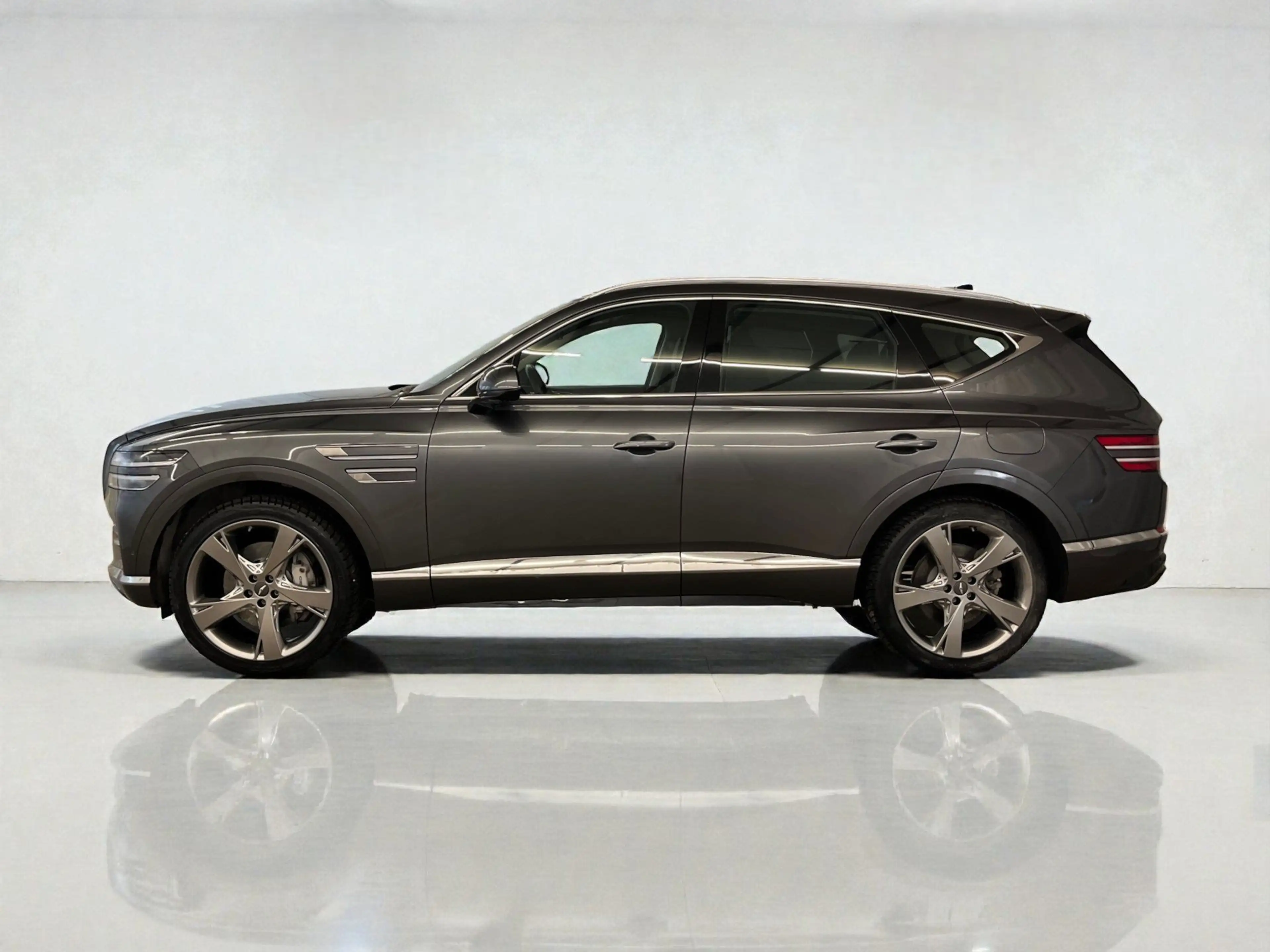Genesis GV80 3.0 Diesel AWD Luxus 7-Sitzer *Nappa*Panorama*AHK* — photo 3