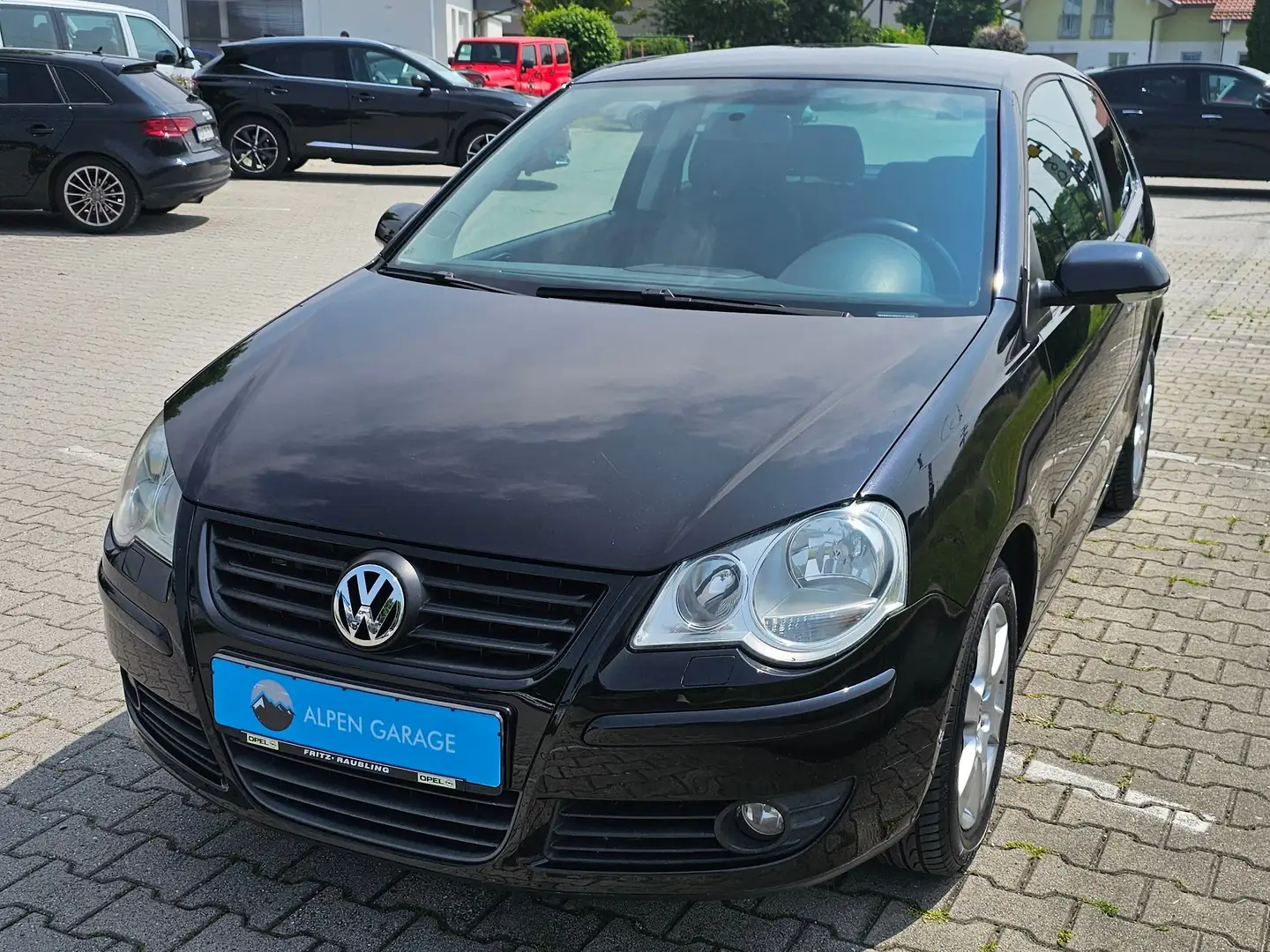 Volkswagen Polo 1.6*United*Klima*Tempomat*Sitzheizung*Scheckheft* Schwarz - 1