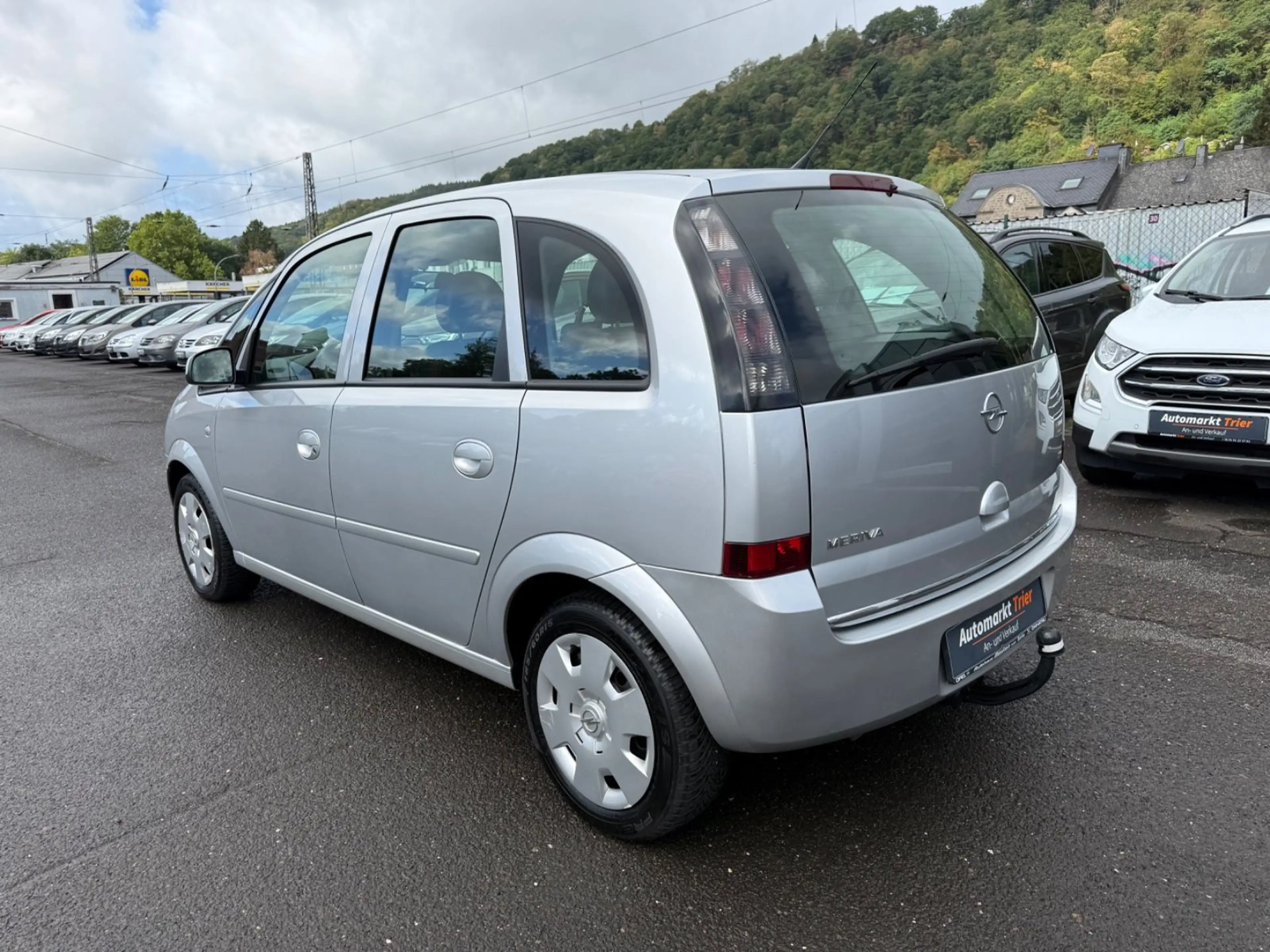 Opel Meriva Edition.Automatik!AHK!Tüv bis 03/2028! — photo 3