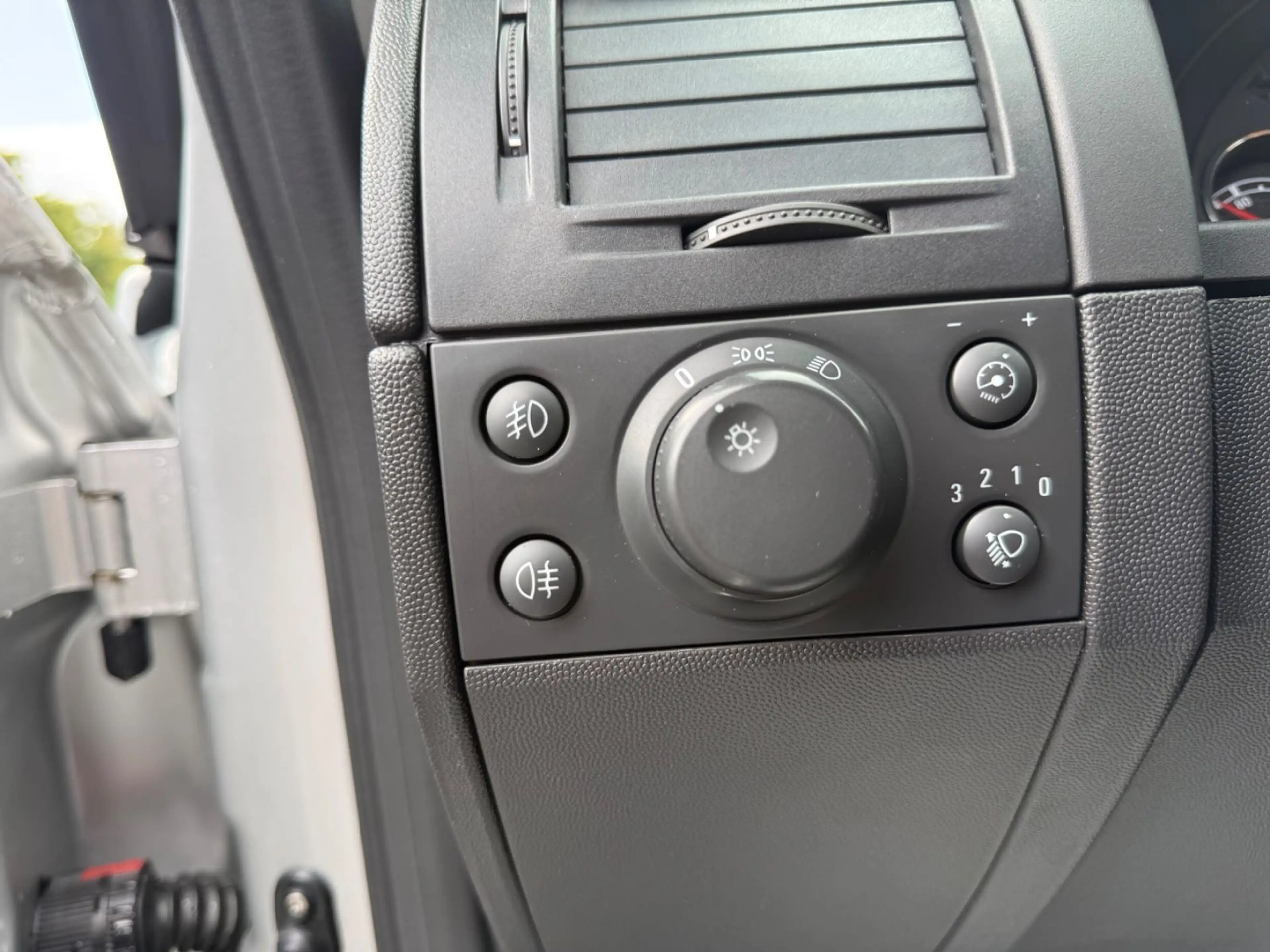 Opel Meriva Edition.Automatik!AHK!Tüv bis 03/2028! — photo 11