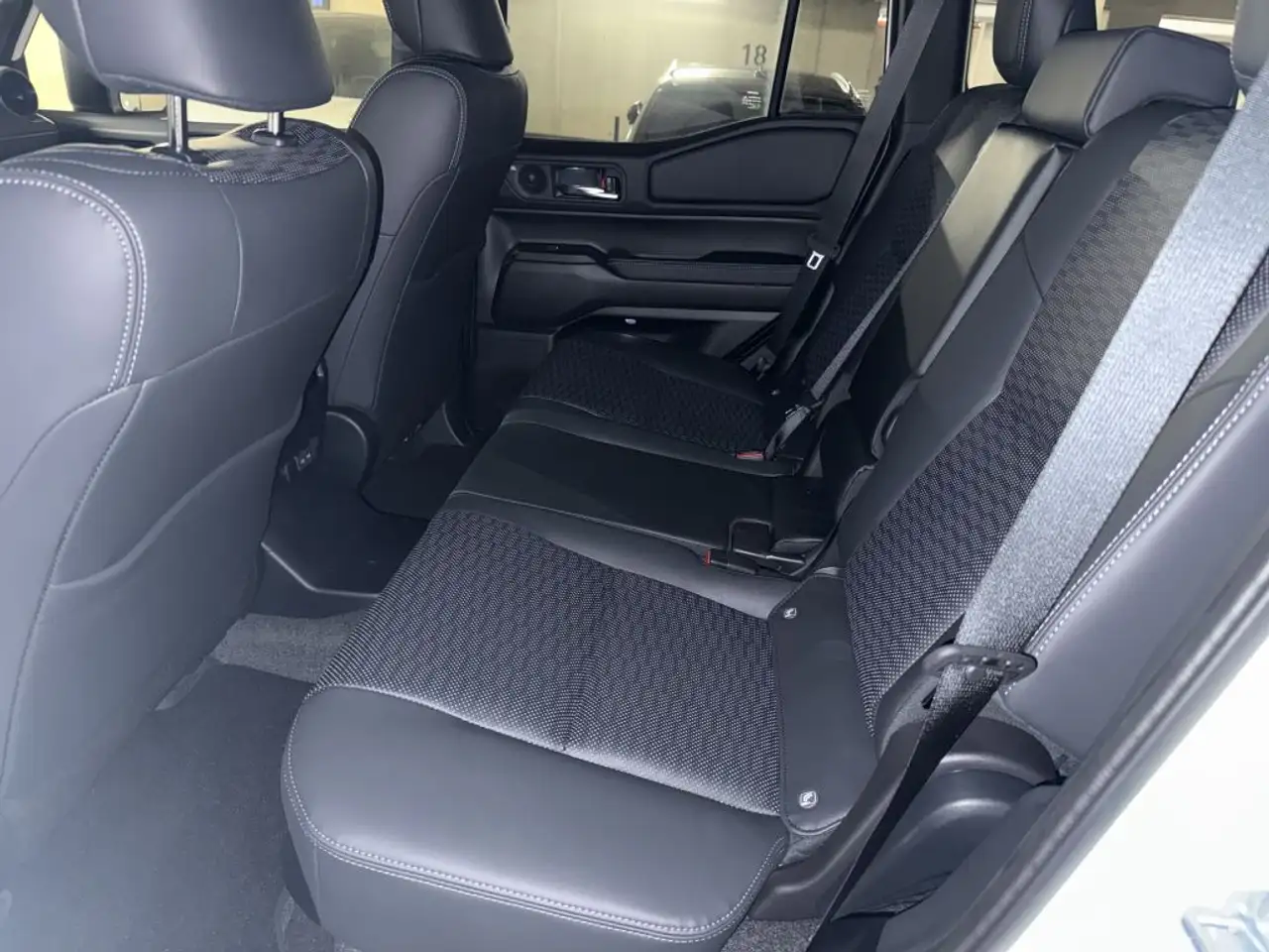 Toyota Land Cruiser 250 Mild-Hybrid Lounge Pano.dach,HUD,360°,sofort, миниатюра 10