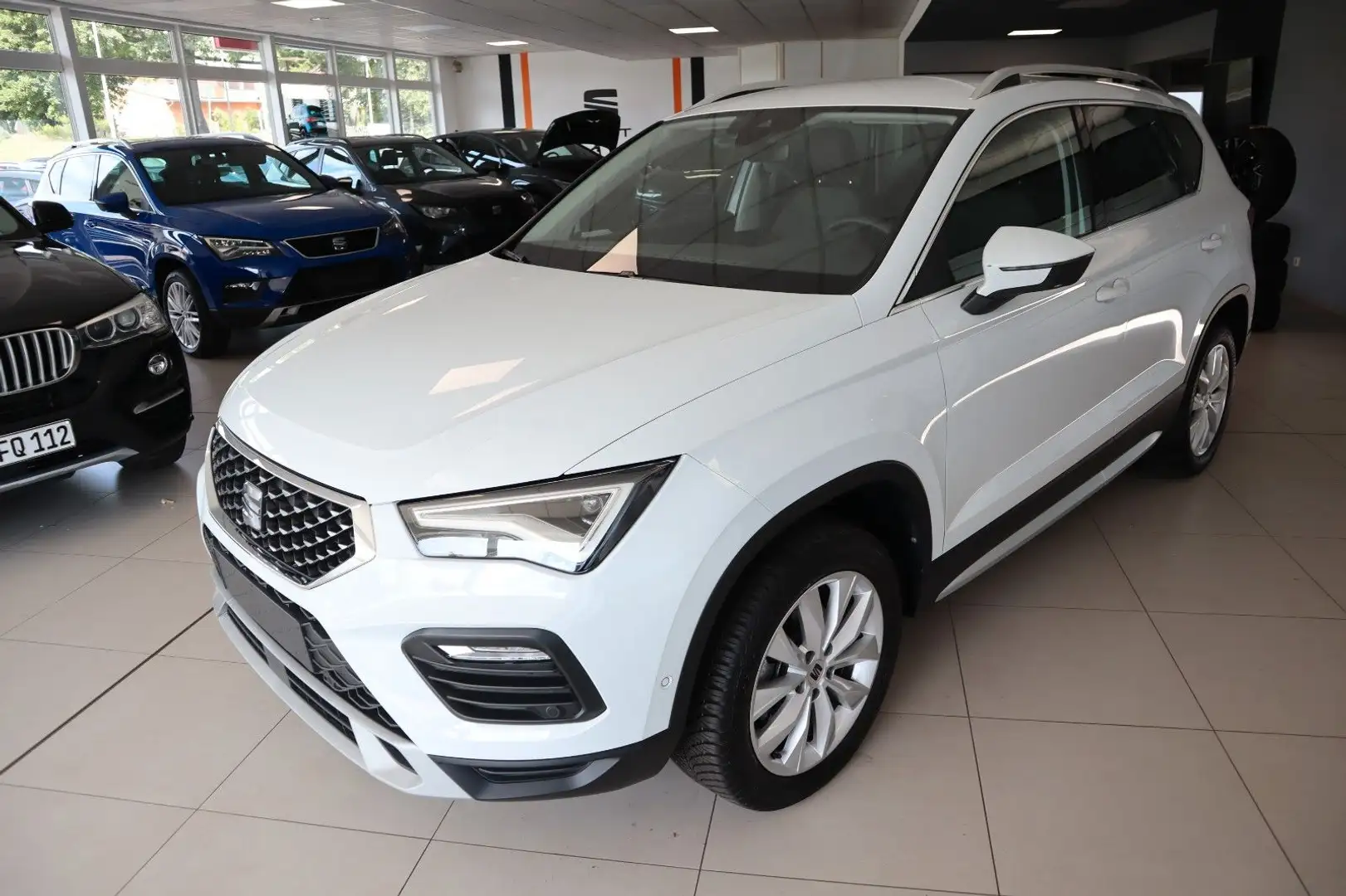 SEAT Ateca Xperience/AHK/SHZ/NAVI/FULL LINK/DAB/LED Weiß - 1