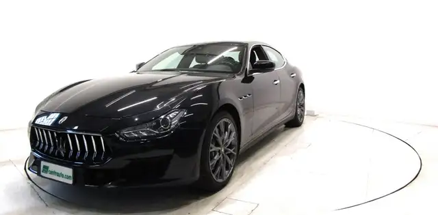 Maserati Ghibli view 3