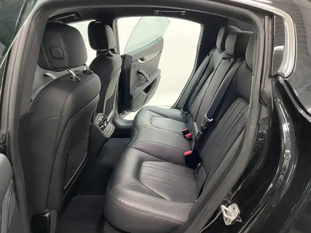 Maserati Ghibli view 7
