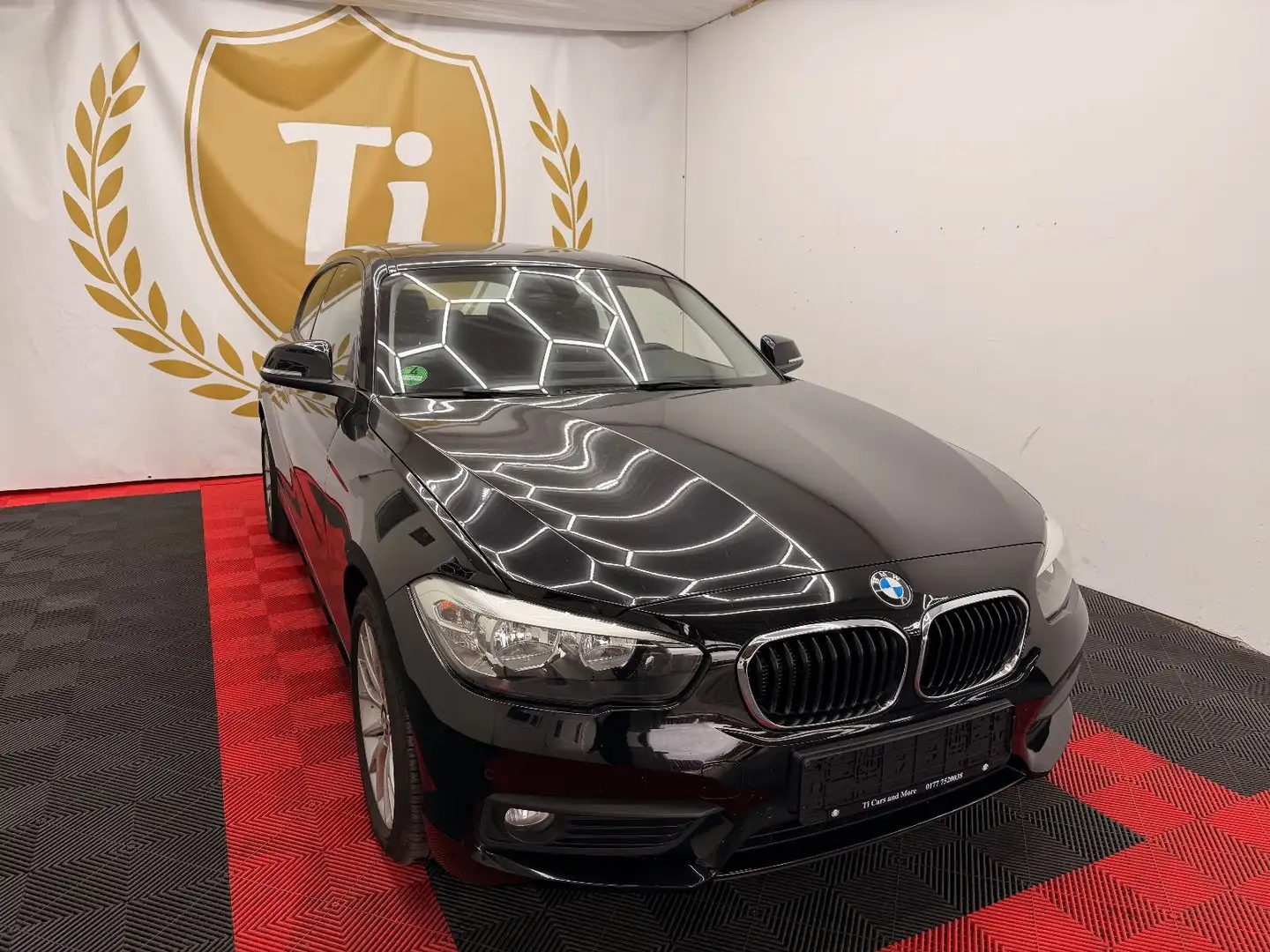 BMW 118 *Baureihe*Lim.*3-trg.*118i*Advantage*TÜV*Klima* Schwarz - 2