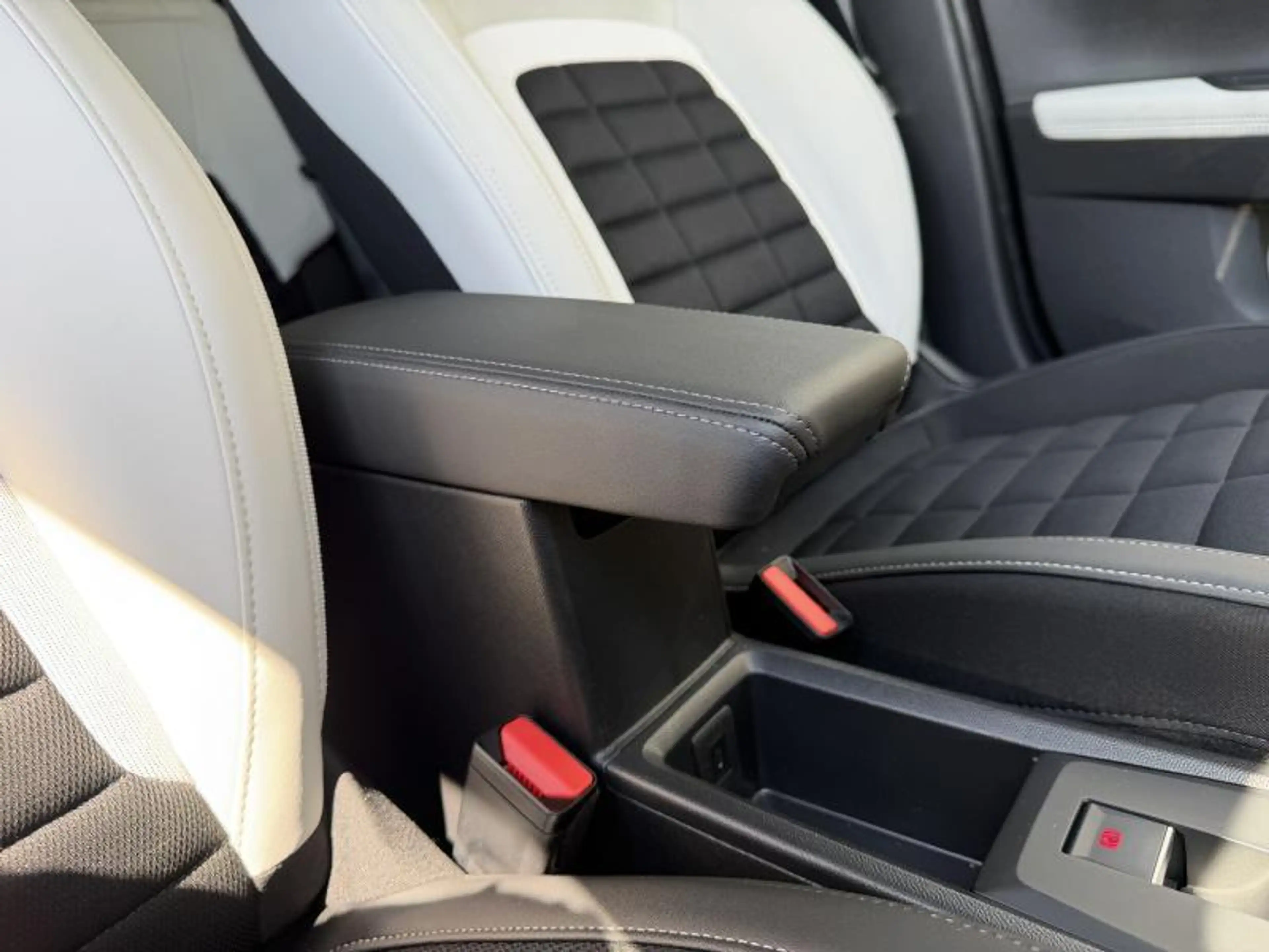 Citroen C3 Aircross MAX! — photo 13