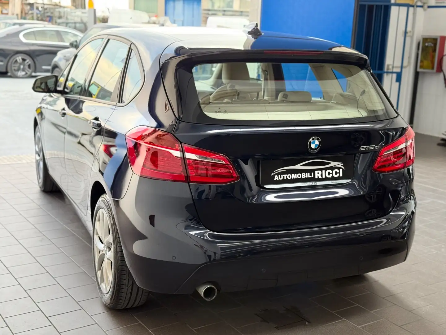 BMW 216 216d Active Tourer Advantage Blu/Azzurro - 2