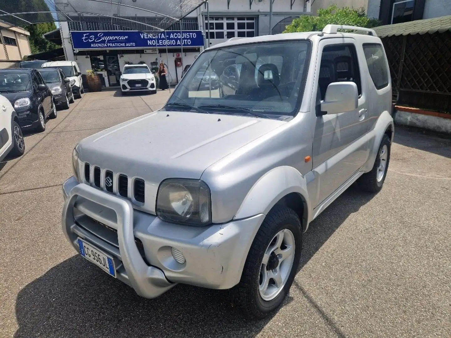 Suzuki Jimny 1.3i 16V cat 4WD JLX Plateado - 2