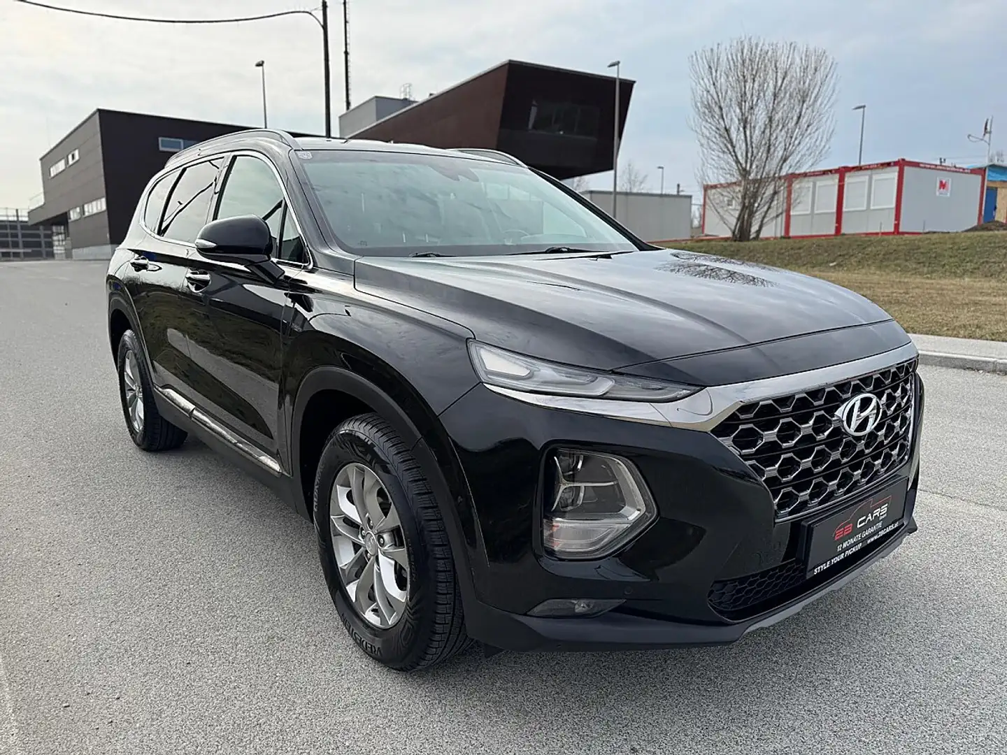 Hyundai SANTA FE Santa Fe 2,0 CRDi 4WD Level 6 Aut. Schwarz - 1