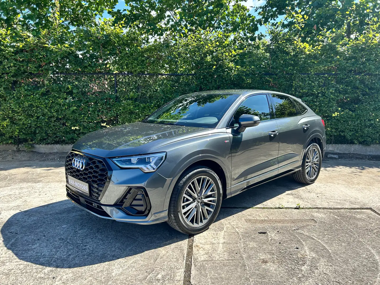 Audi Q3 Q3 35 TFSI Sportback S tronic S line Grijs - 2