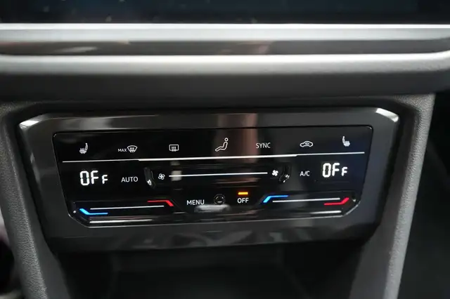 Volkswagen Tiguan view 14