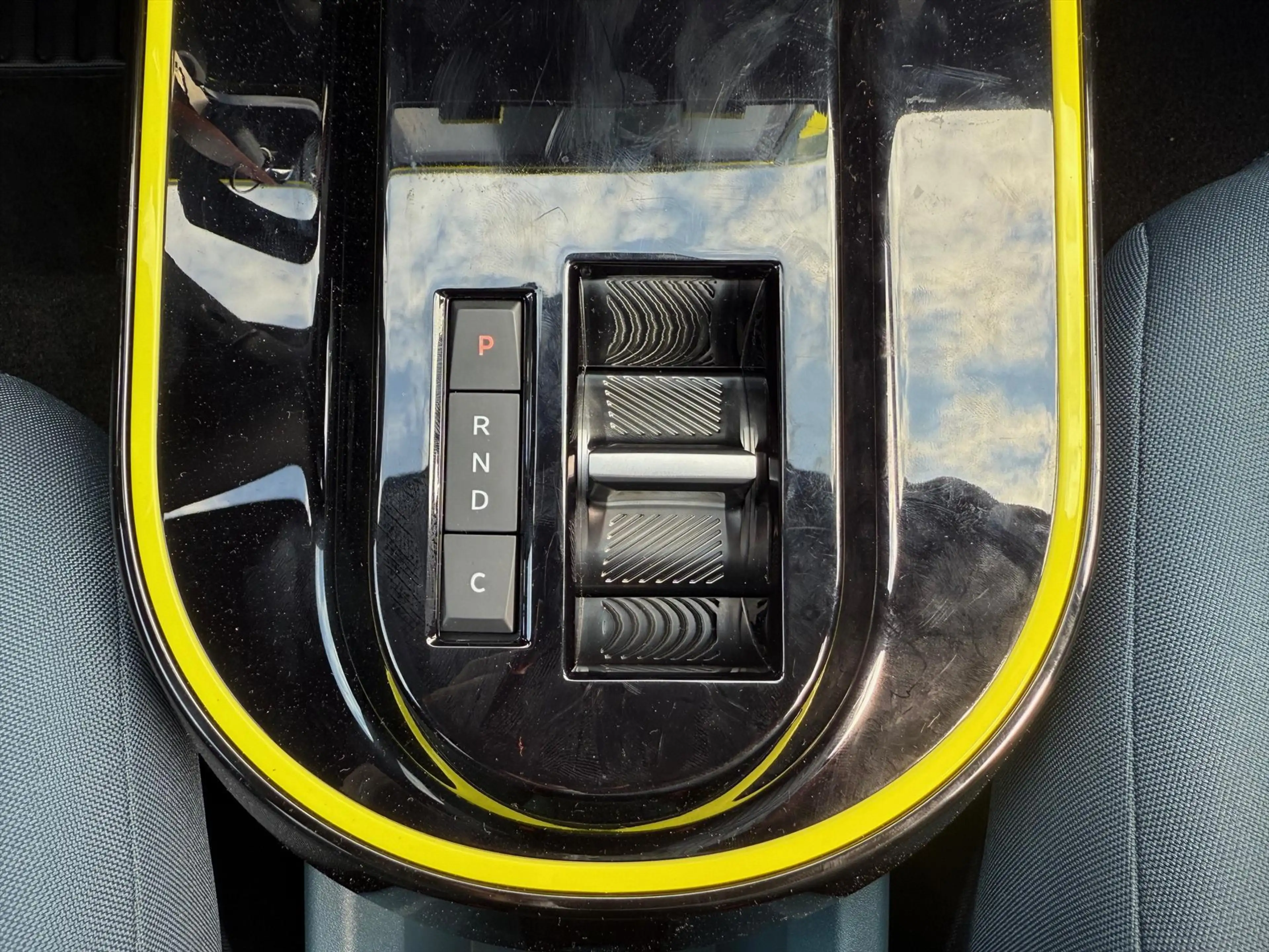 Fiat Grande Panda 44kWh 113 pk La Prima | Apple Carplay / Android Au — photo 11