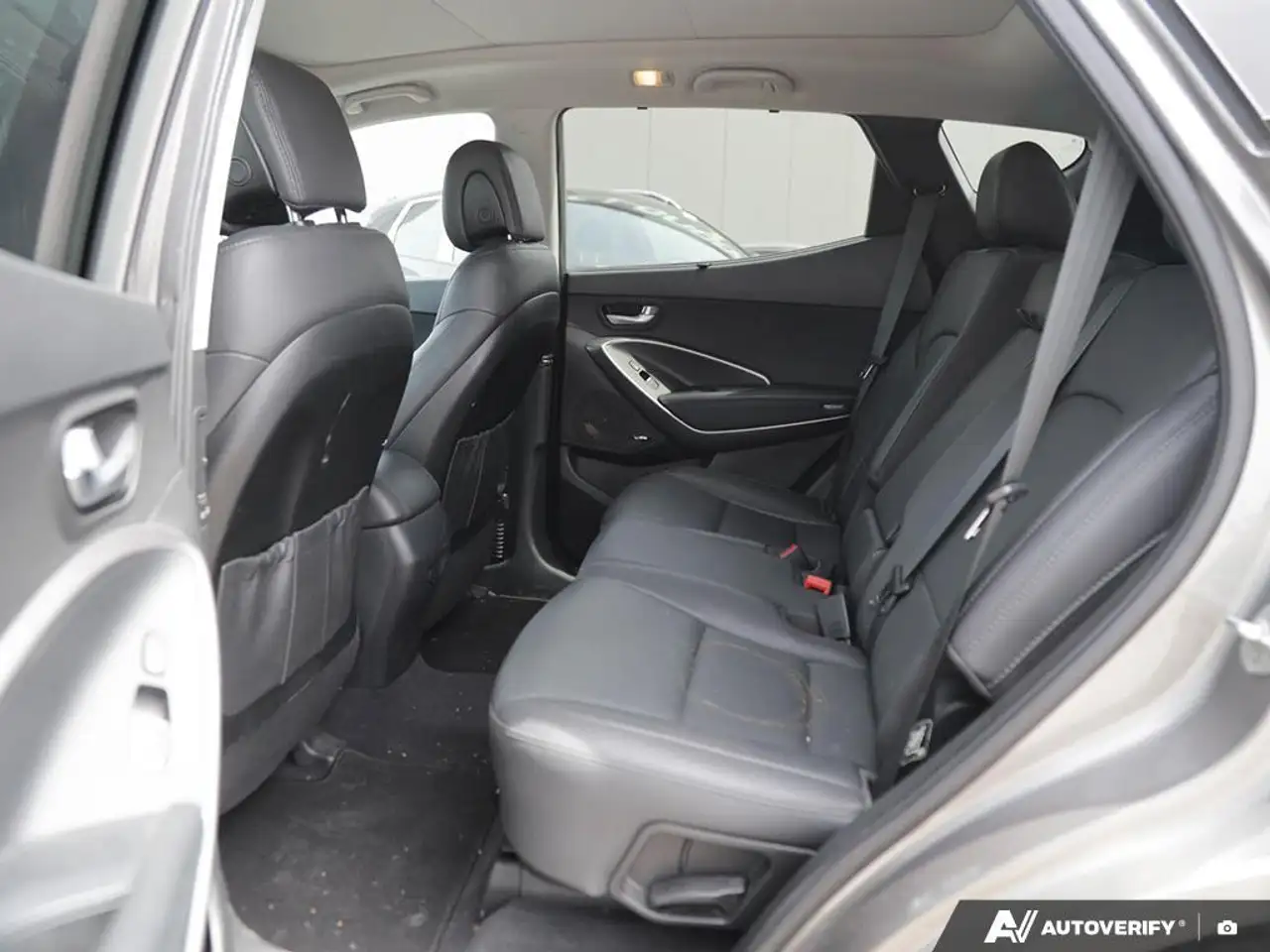 Hyundai SANTA FE снимка Hyundai SANTA FE
