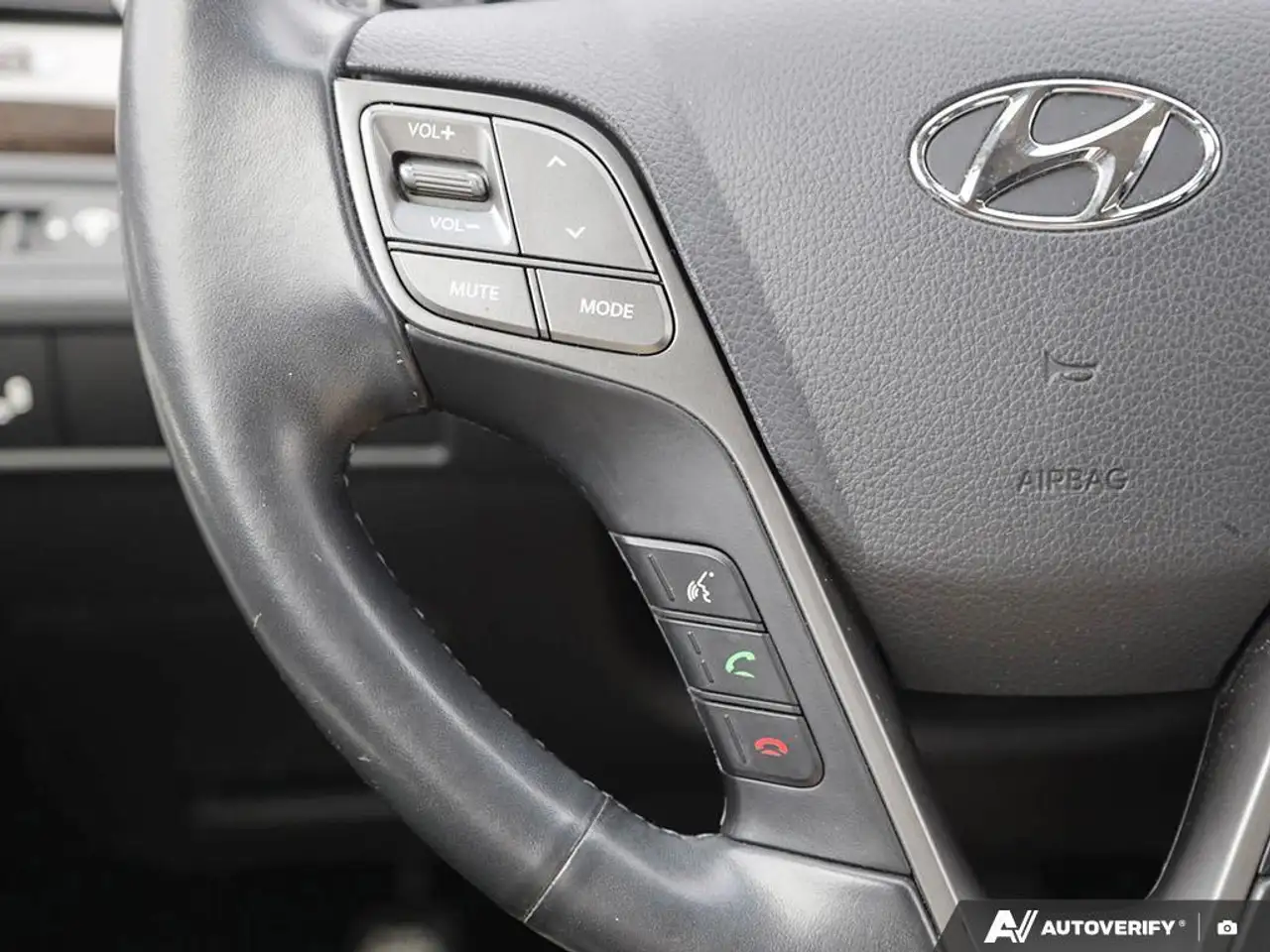 Hyundai SANTA FE снимка Hyundai SANTA FE