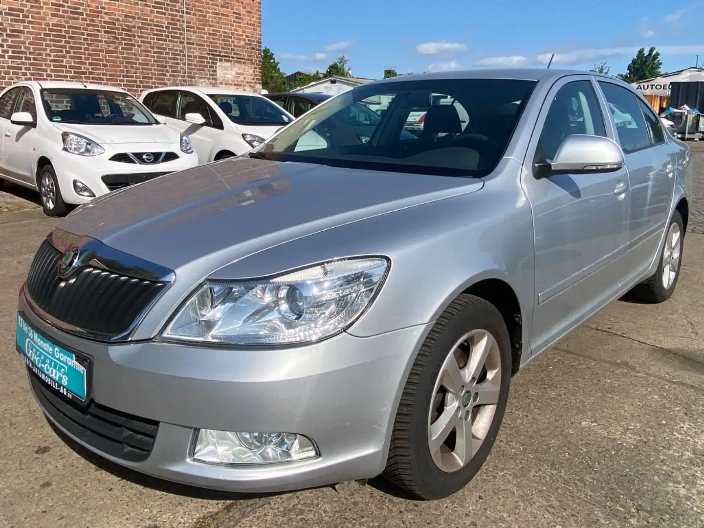 Skoda Octavia "Family" Klima+Sitzheizung+PDC+Allwetter Plateado - 1