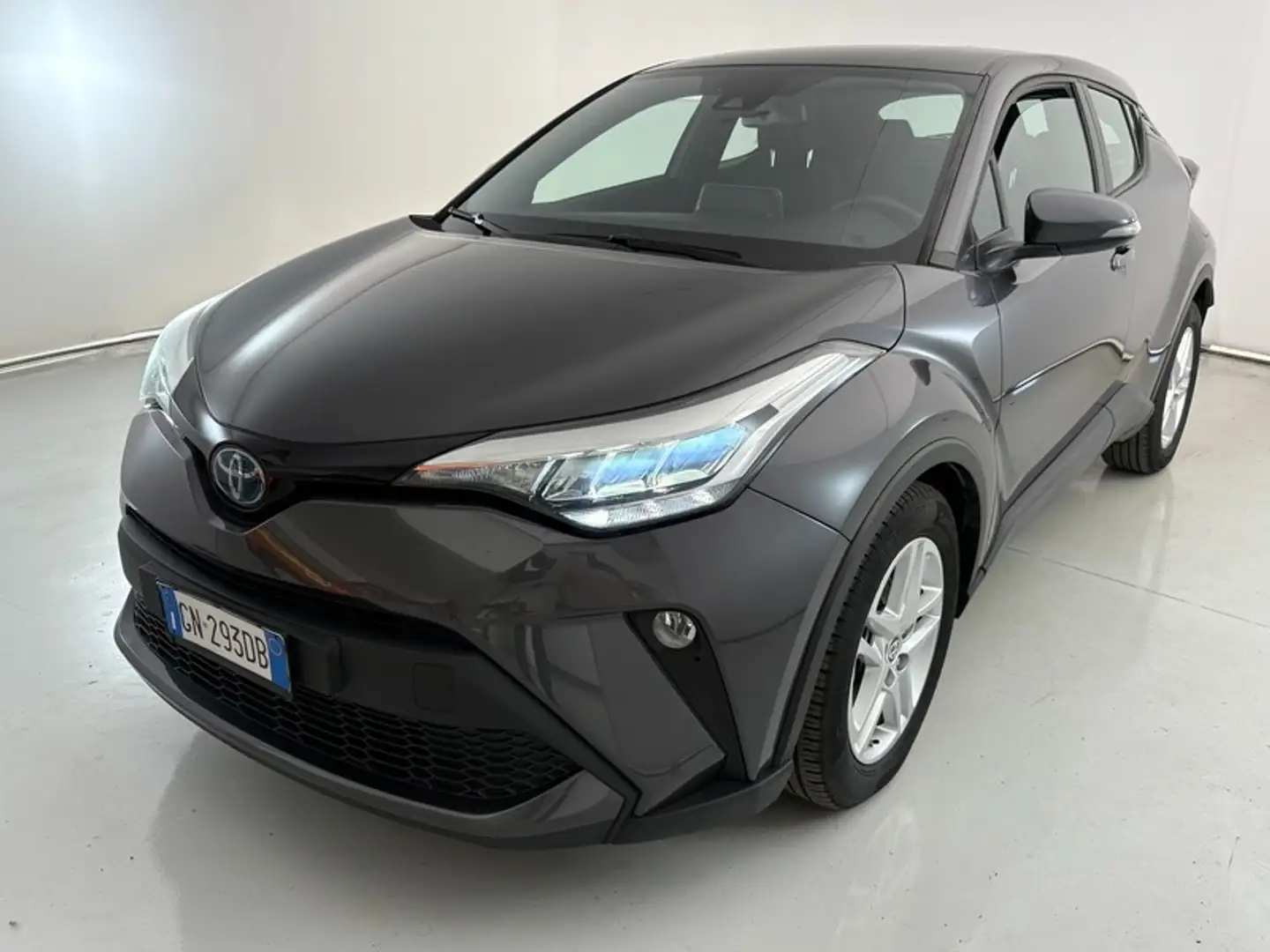 Toyota C-HR 1.8 Hybrid Active Grigio - 1