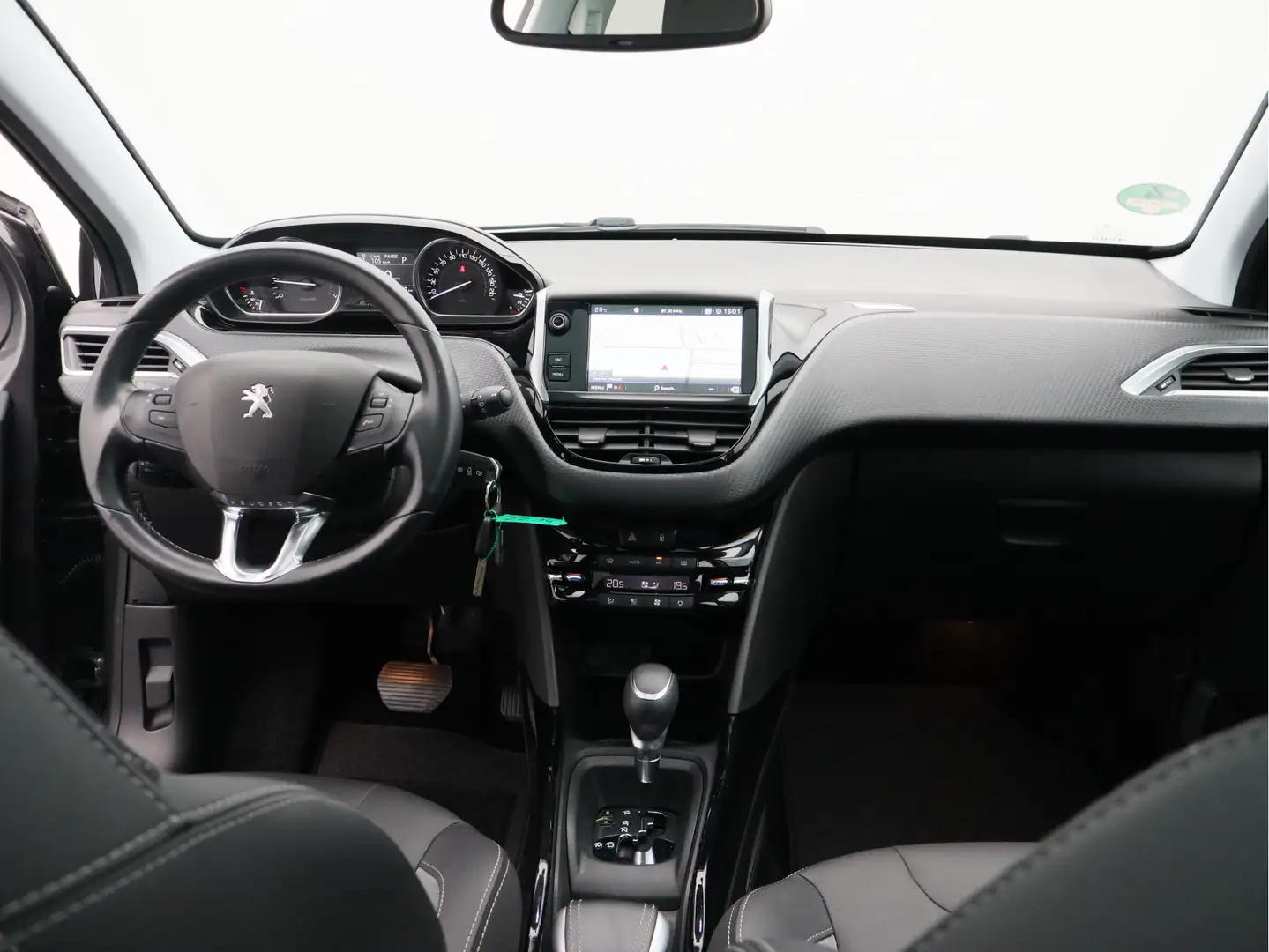 Peugeot 2008 1.2 PureTech Allure/ automaat/ lage km/ zeer mooi! Grijs - 2