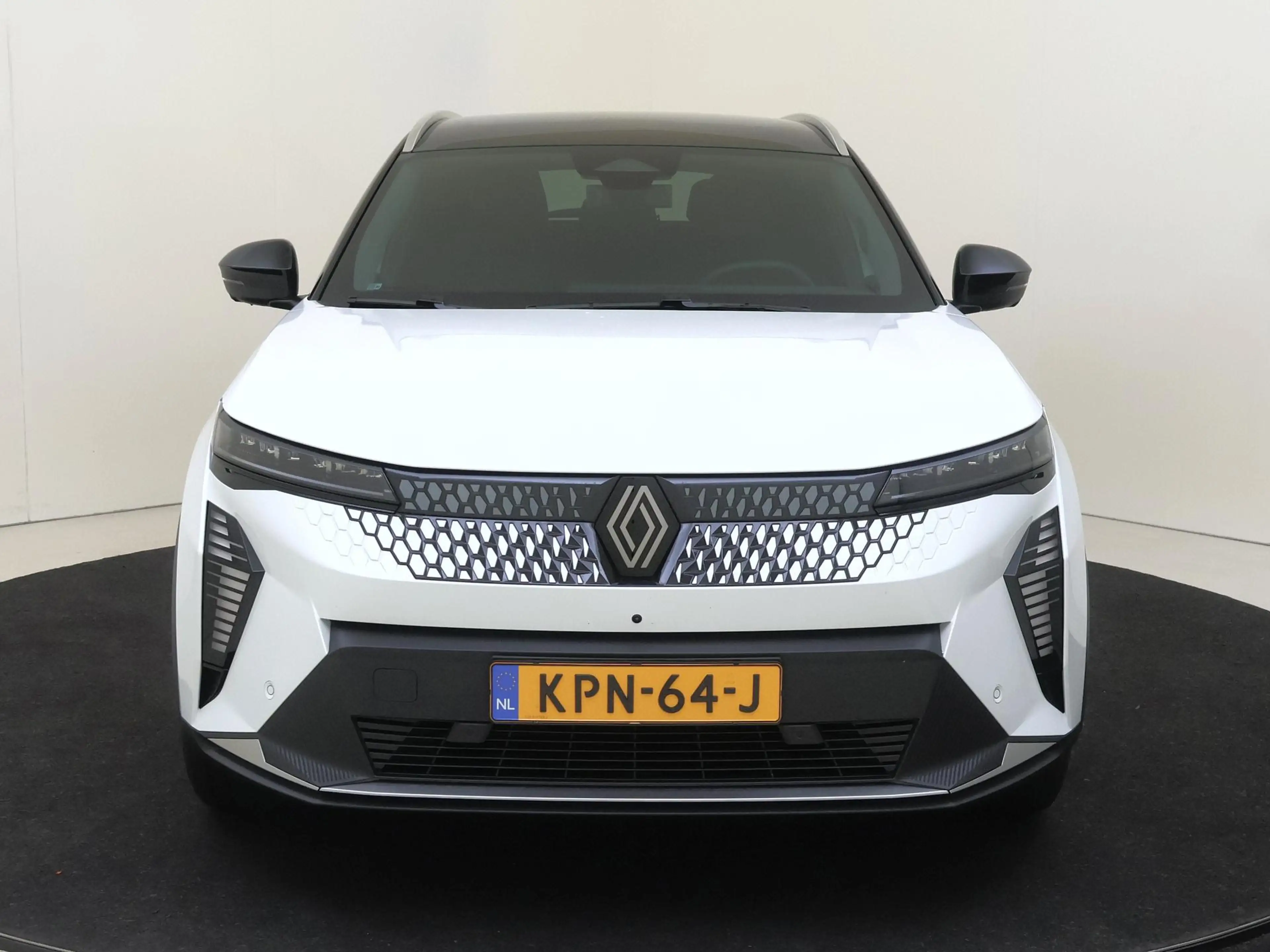 Renault Scenic E-Tech EV87 long range iconic | Two-tone Blanc Nac — photo 6