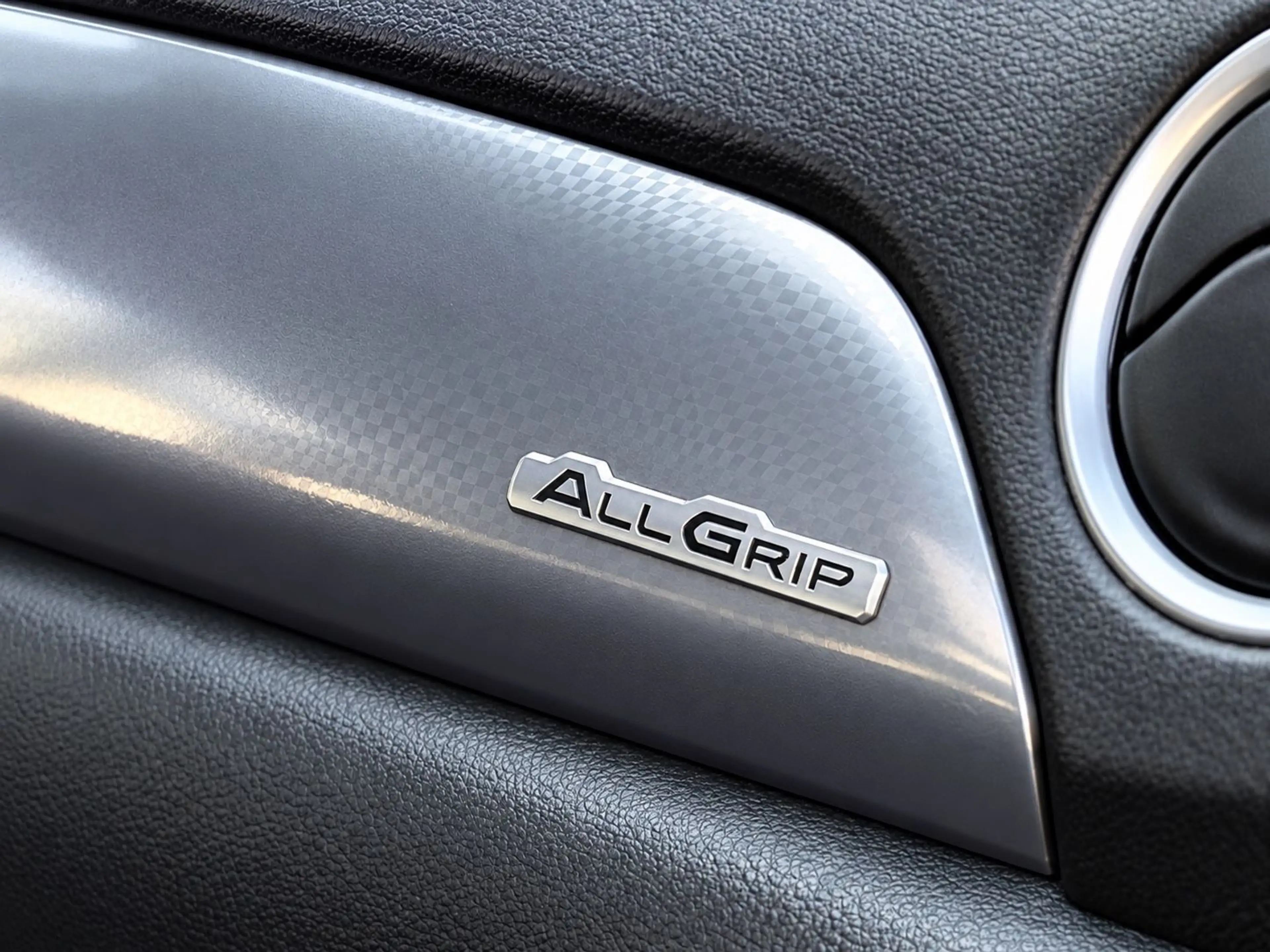 Suzuki Vitara 1.6 Comfort 4x4 ALLGRIP*Offroad Umbau*AHK — photo 12