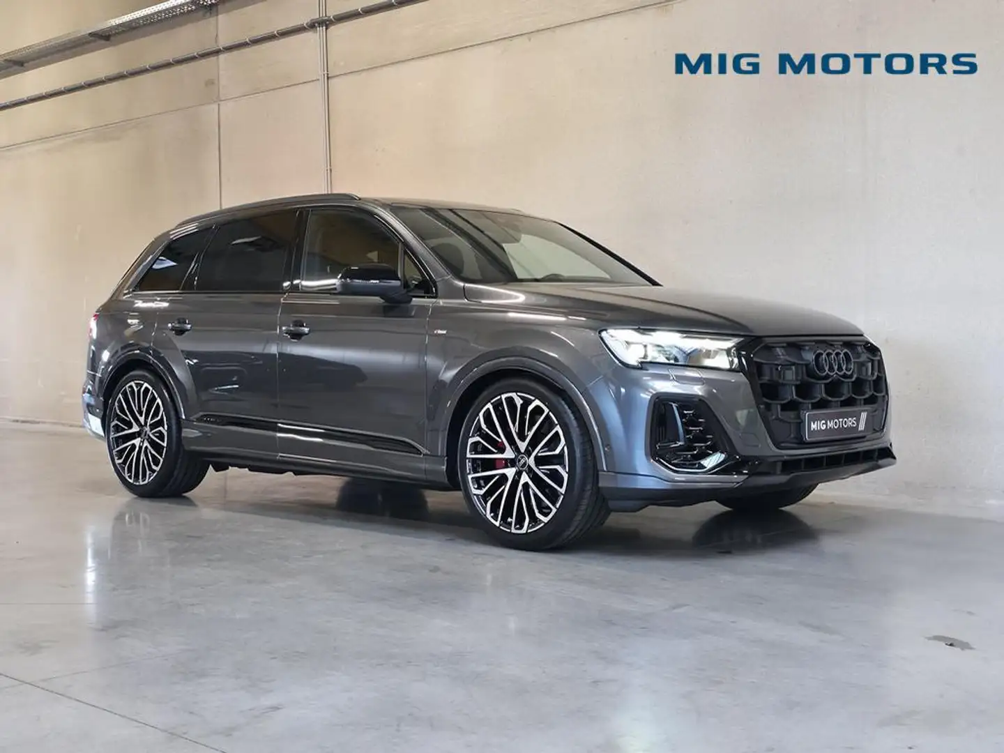 Audi Q7 S line 60 TFSIe quattro Grau - 1