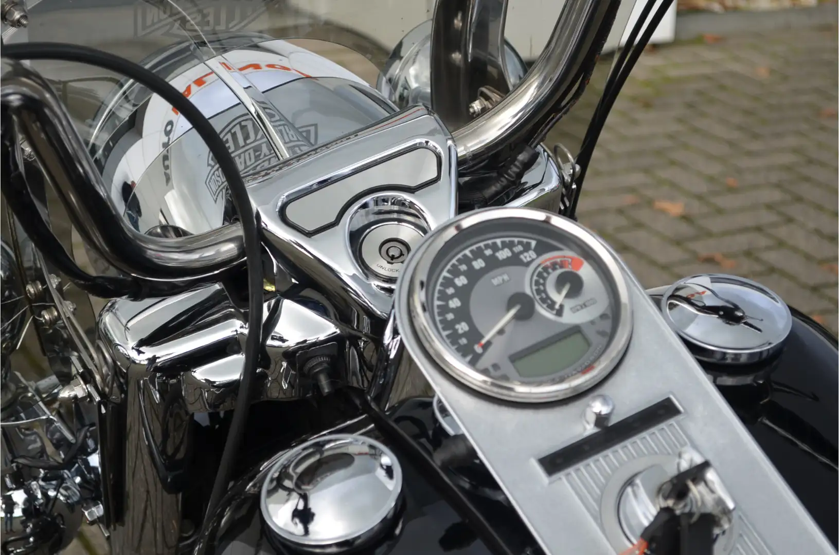 Harley-Davidson Road King FLHPI 1449cc 2005 Nette Motor! Veel accessoires ! Zwart - 2