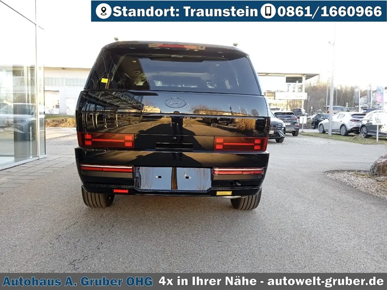 Hyundai SANTA FE Hybrid 6-Sitzer 4WD Blackline+Glasschiedach 6
