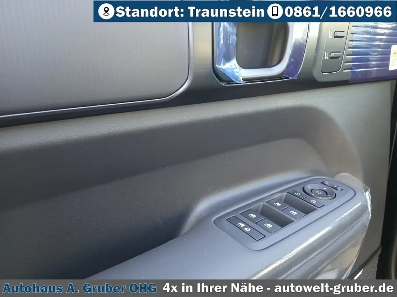 Hyundai SANTA FE Hybrid 6-Sitzer 4WD Blackline+Glasschiedach 12