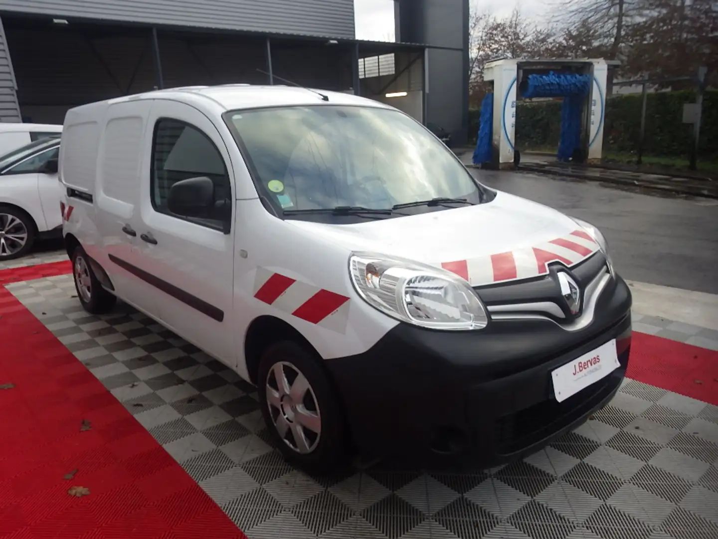 Renault GRAND VOLUME MAXI 1.5 DCI 90 ENERGY E6 EXTRA R-LIN Blanco - 2
