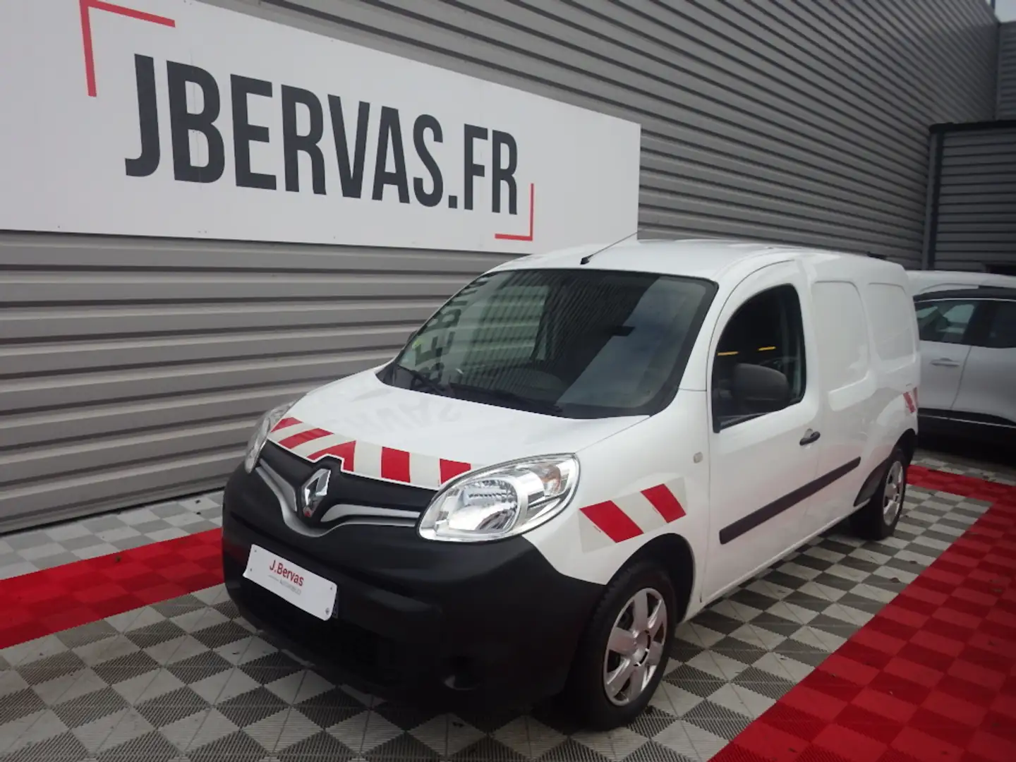 Renault GRAND VOLUME MAXI 1.5 DCI 90 ENERGY E6 EXTRA R-LIN Blanco - 1