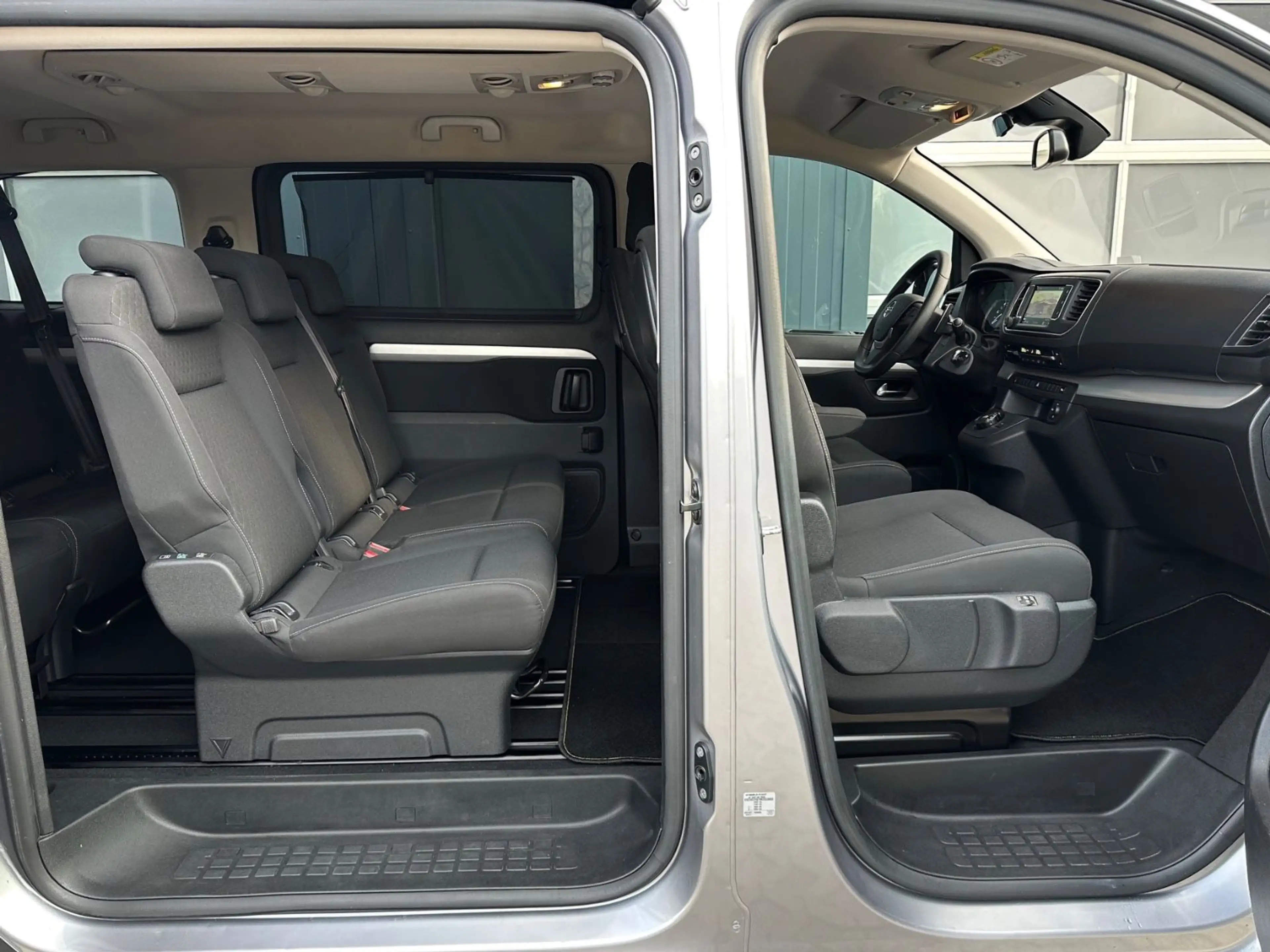 Opel Zafira Life Edition M 2.0 CDTI Autom*8-Sitze*AHK — photo 11