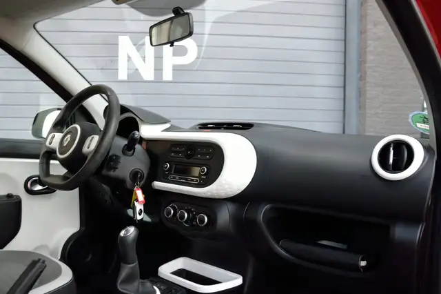 Renault Twingo view 10
