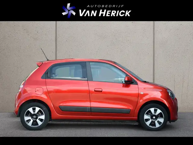 Renault Twingo view 3