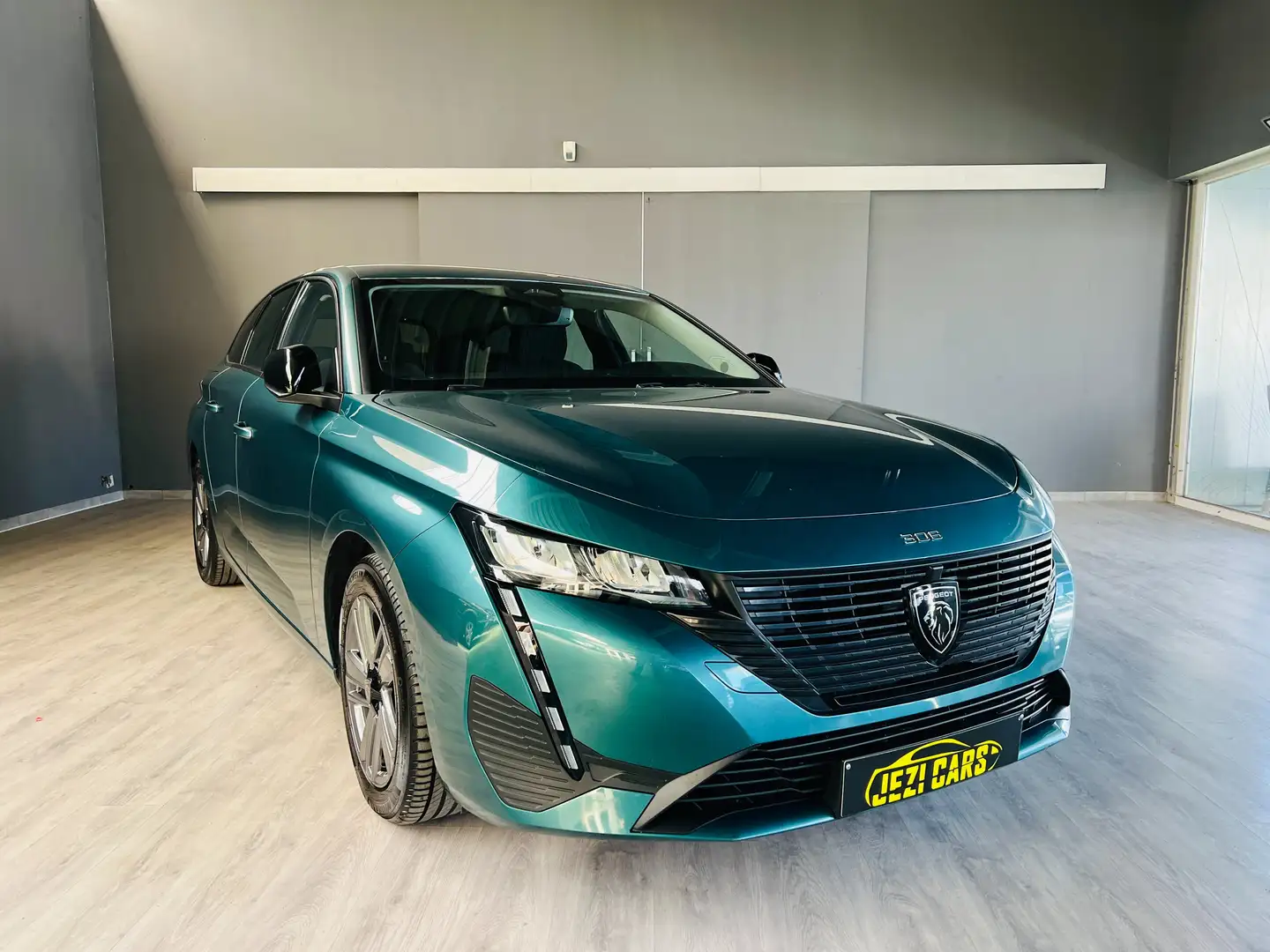 Peugeot 308 1.5|1 jaar Garantie| Navigatie|Zetel verwarming| Groen - 1