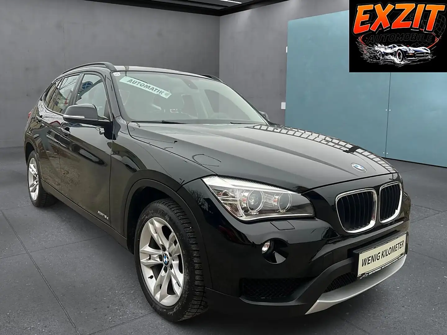 BMW X1 sDrive18d Österreich-Paket*Automatik* Schwarz - 1