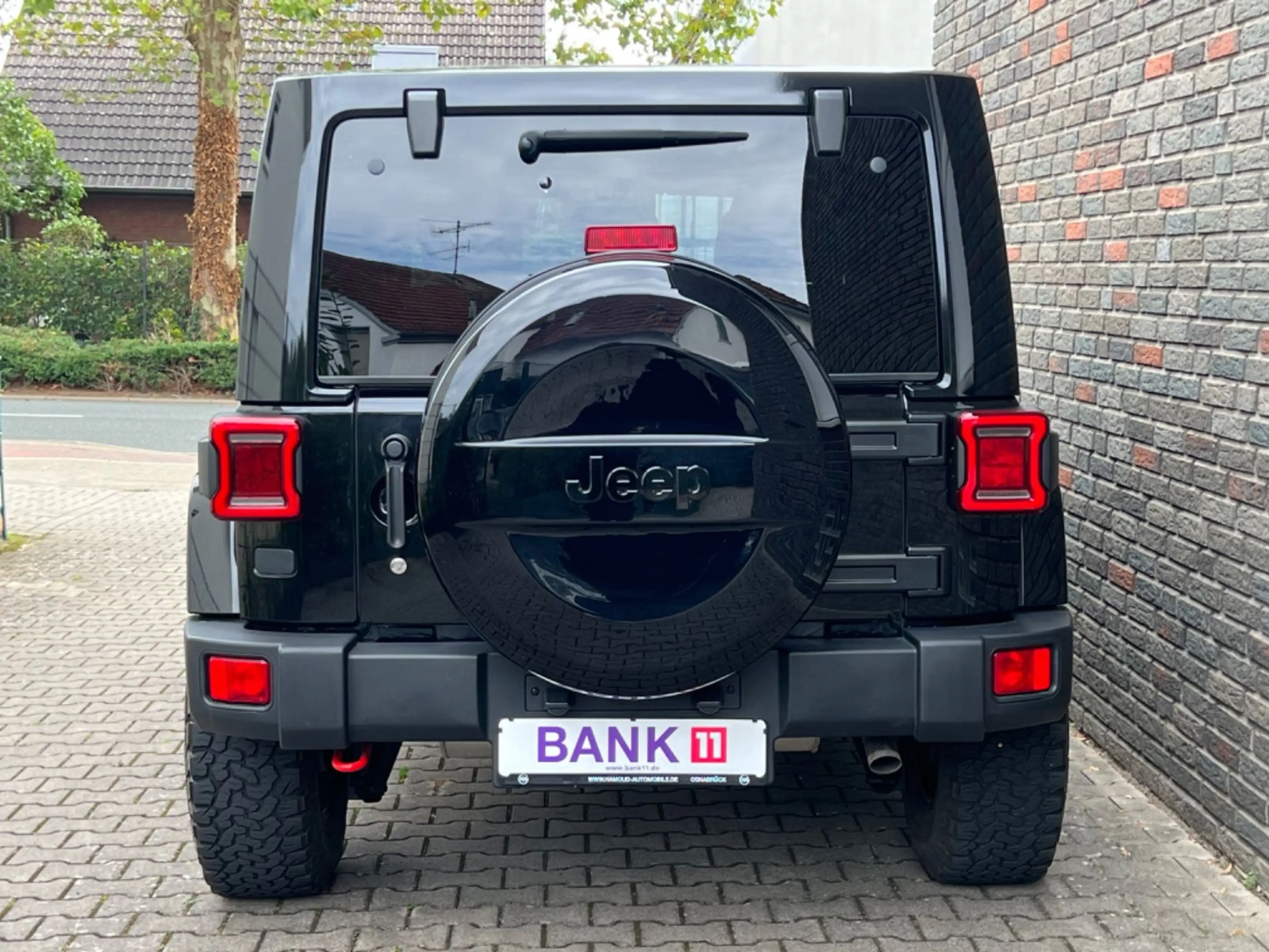 Jeep Wrangler Unlimited Sahara BLACK EDITION CABRIO — photo 10