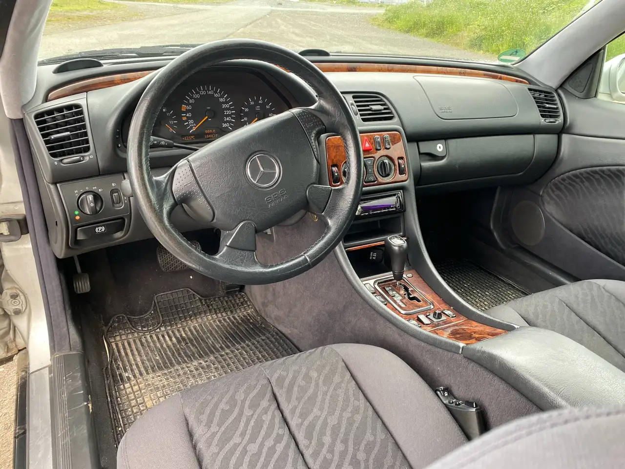 Mercedes-Benz CLK 320 Bj. 99 Klima, foto 7