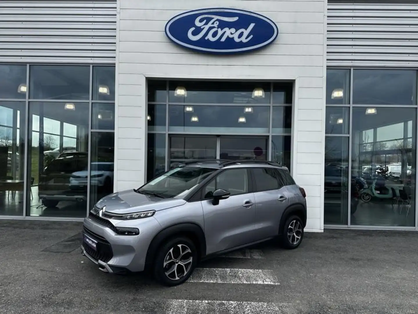 Citroen C3 Aircross BlueHDi 110ch S\u0026S Shine Gris - 1