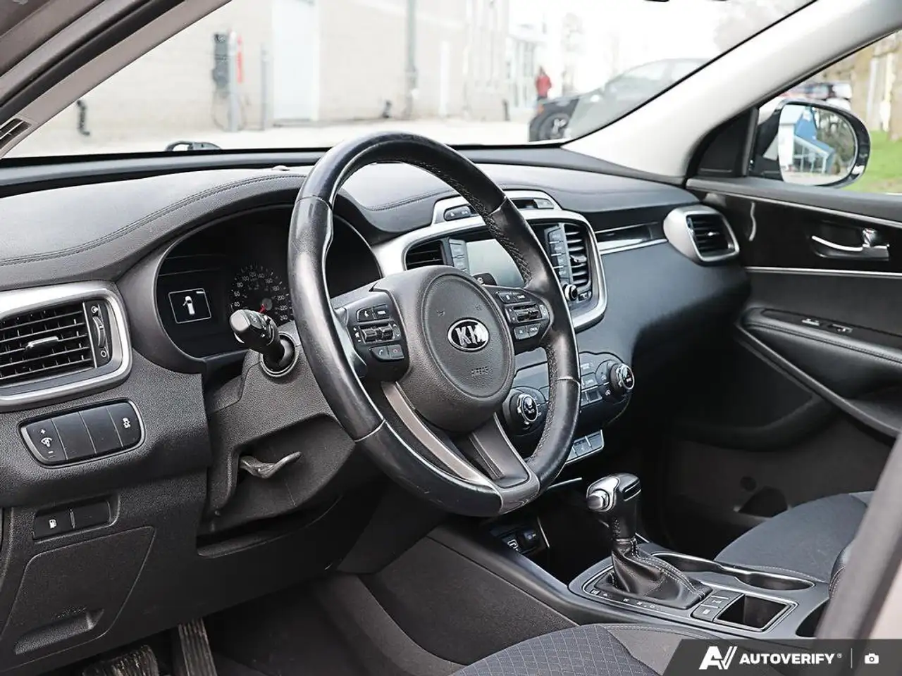 Kia Sorento снимка Kia Sorento
