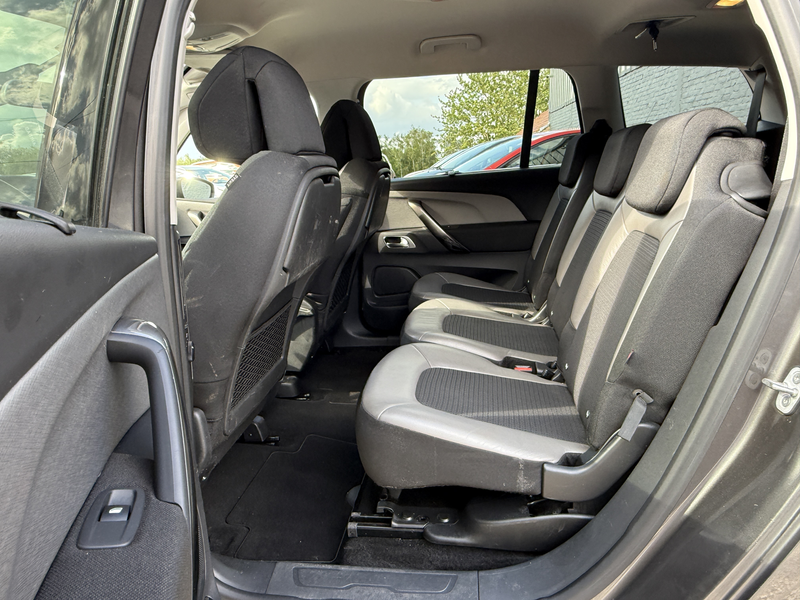 Citroen Grand C4 SpaceTourer 1.5 BlueHDi 130cv Feel 7 Places | AUTOMATIQUE | — photo 6