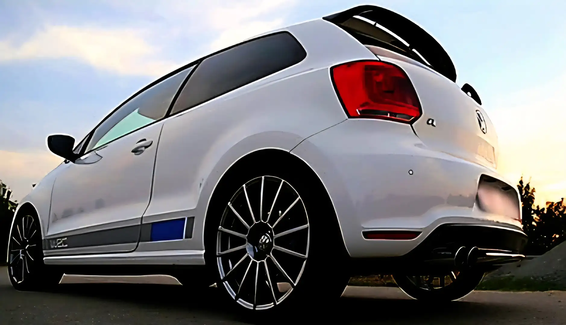 Volkswagen Polo R WRC Polo 3p 2.0 tsi R-WRC 220cv Weiß - 2